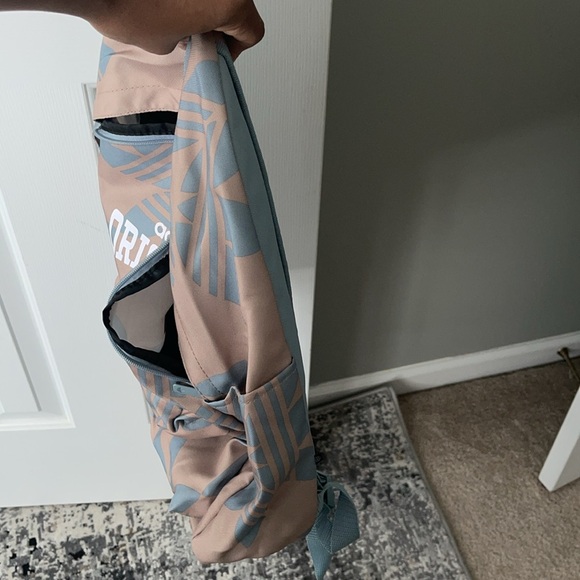 NWOT Adidas original bookbag - Picture 3 of 6